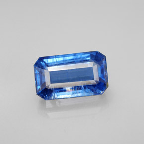 Disthène Bleu clair naturelle Taille émeraude, 3.82 ct, SI