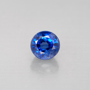 Disthène Bleu naturelle Coupe roude, 0.86 ct, VS