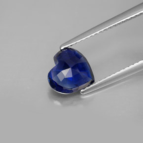 Cyanite bleue naturelle forme de coeur, 2,07 ct, VS-SI