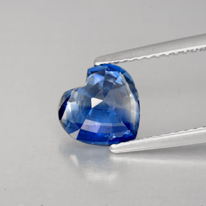 Cyanite bleue naturelle forme de coeur, 2,15 ct, VS-SI