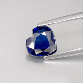 Cyanite bleue naturelle forme de coeur, 1,70 ct, VS