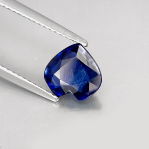 Cyanite bleue naturelle forme de coeur, 1,70 ct, VS