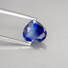 Cyanite bleue naturelle forme de coeur, 1,71 ct, VS