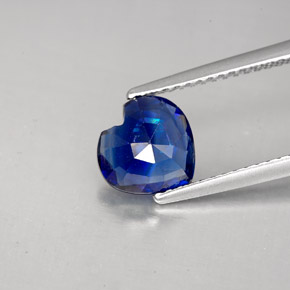 Cyanite bleue naturelle forme de coeur, 1,71 ct, VS