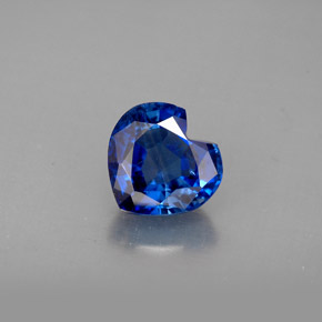 Cyanite bleue naturelle forme de coeur, 2,17 ct, VS