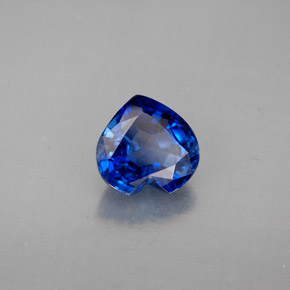 Cyanite bleue naturelle forme de coeur, 2,17 ct, VS