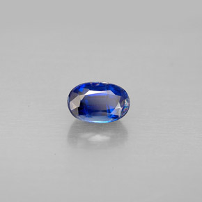 Cyanite bleue naturelle coupe ovale, 0,80 ct, VS