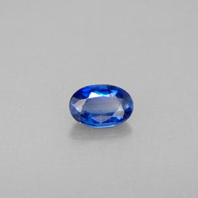 Disthène Bleu naturelle Coupe ovale, 0.60 ct, VS