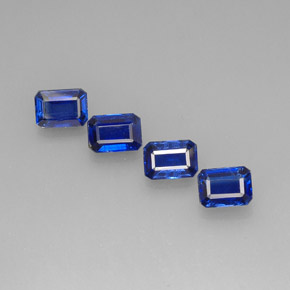 Achetez naturel ct Bleu Disthène gems, Taille émeraude, En provenance Népal chez GemSelect. En stock, livraison internationale!