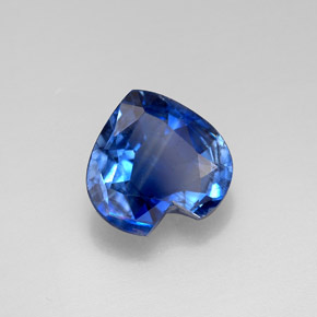 Disthène Bleu naturelle Forme de coeur, 1.75 ct, VS-SI