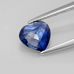 Disthène Bleu naturelle Forme de coeur, 1.70 ct, VS-SI