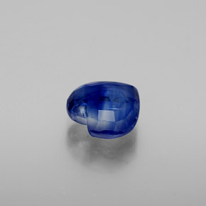 Cyanite bleue naturelle forme de coeur, 2,08 ct, SI