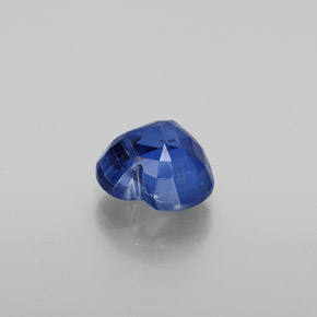 Disthène Bleu naturelle Forme de coeur, 2.18 ct, SI-I1