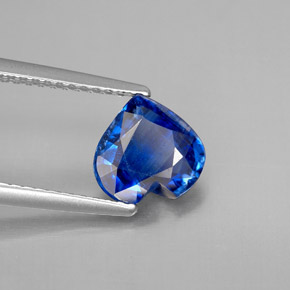 Disthène Bleu naturelle Forme de coeur, 1.73 ct, VS