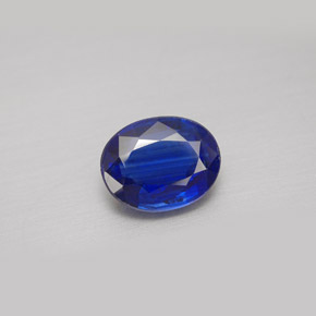 Disthène Bleu naturelle Coupe ovale, 2.37 ct, VS-SI