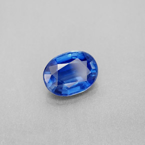 Cyanite bleue naturelle coupe ovale, 2,29 ct, VS-SI