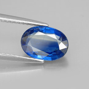 Disthène Bleu naturelle Coupe ovale, 2.05 ct, VS