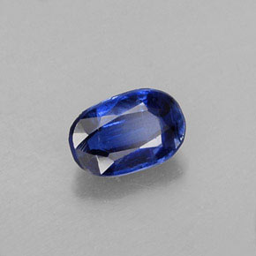 Disthène Bleu naturelle Coupe ovale, 0.60 ct, VS-SI