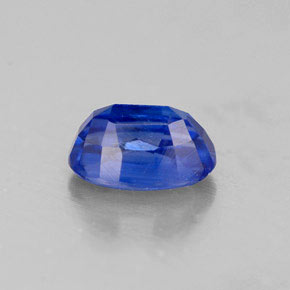 Disthène Bleu naturelle Coupe ovale, 0.73 ct, VS-SI