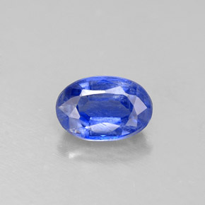 Disthène Bleu naturelle Coupe ovale, 0.69 ct, VS-SI