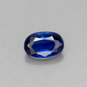 Disthène Bleu foncé naturelle Coupe ovale, 0.65 ct, VS-SI