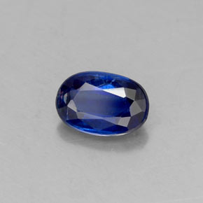 Disthène Bleu foncé naturelle Coupe ovale, 0.65 ct, VS-SI