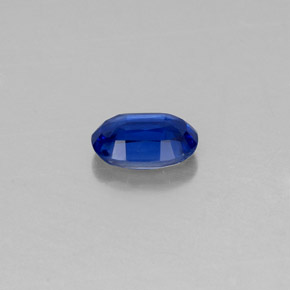 Disthène Bleu foncé naturelle Coupe ovale, 0.58 ct, VS