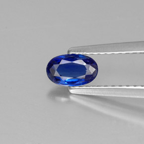 Disthène Bleu foncé naturelle Coupe ovale, 0.41 ct, VS-SI