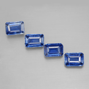 Achetez naturel ct Bleu Disthène gems, Taille émeraude, En provenance Cambodge chez GemSelect. En stock, livraison internationale!