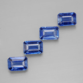 Achetez naturel ct Bleu Disthène gems, Taille émeraude, En provenance Cambodge chez GemSelect. En stock, livraison internationale!