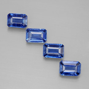 Achetez naturel ct Bleu Disthène gems, Taille émeraude, En provenance Cambodge chez GemSelect. En stock, livraison internationale!