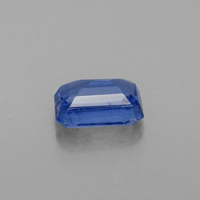 Disthène Bleu naturelle Taille émeraude, 0.75 ct, SI