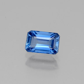 Cyanite bleue naturelle taille émeraude, 0,76 ct, VS