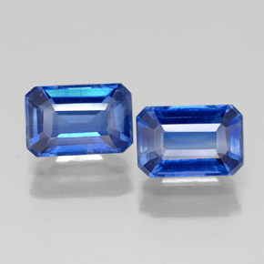 Achetez naturel ct Bleu Disthène gems, Taille émeraude, En provenance Cambodge chez GemSelect. En stock, livraison internationale!