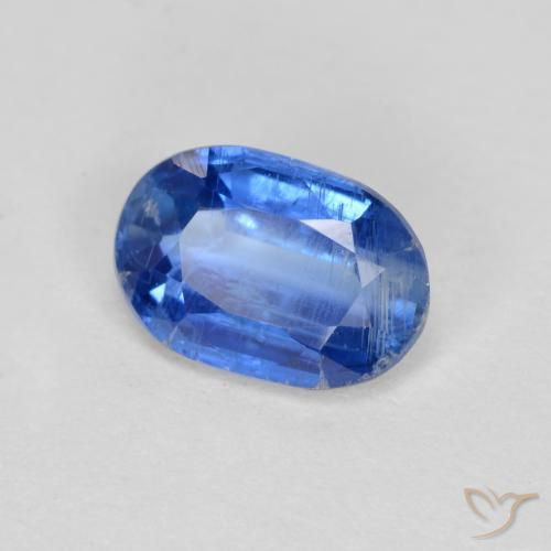 Disthène Bleu foncé naturelle ovale, 1.07 ct, SI