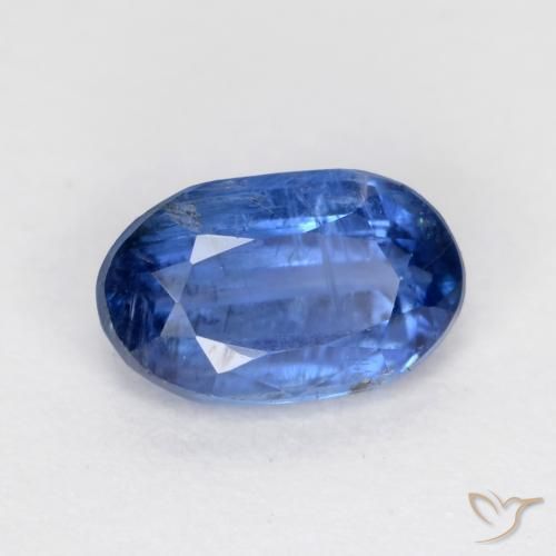Disthène Bleu vif naturelle ovale, 0.68 ct, SI