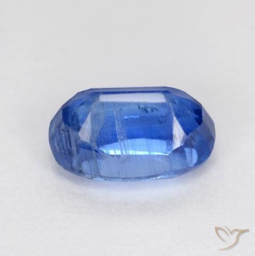 Disthène Bleu marine vif naturelle ovale, 0.84 ct, SI