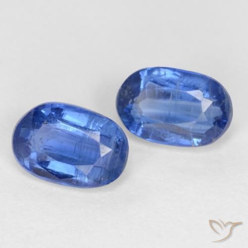 Shop natural 1.39ct Bleu foncé Disthène gems, ovale, from Népal at GemSelect. In stock, global shipping!
