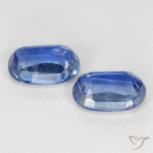 Shop natural 1.39ct Bleu foncé Disthène gems, ovale, from Népal at GemSelect. In stock, global shipping!