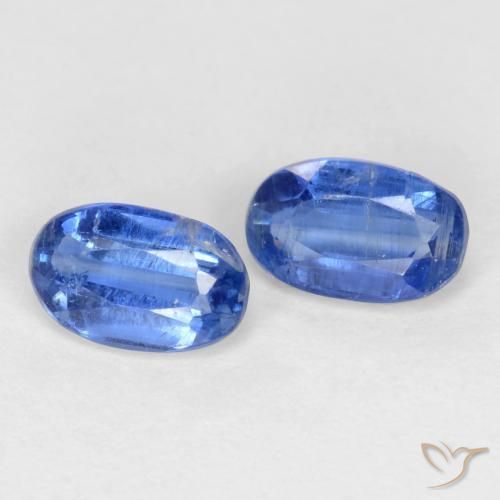 Shop natural 0.79ct Bleu marine Disthène gems, ovale, from Népal at GemSelect. In stock, global shipping!