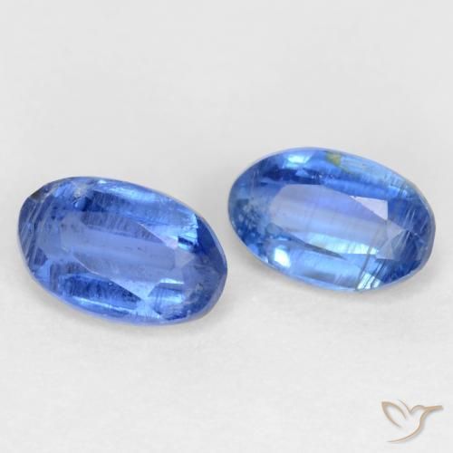 Shop natural 0.73ct Bleu foncé Disthène gems, ovale, from Népal at GemSelect. In stock, global shipping!