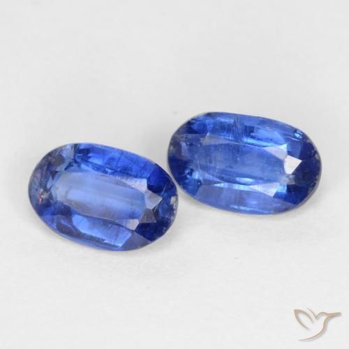 Shop natural 0.98ct Bleu foncé Disthène gems, ovale, from Népal at GemSelect. In stock, global shipping!