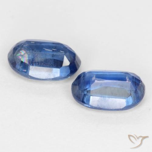 Shop natural 1.46ct Bleu moyen Disthène gems, ovale, from Népal at GemSelect. In stock, global shipping!