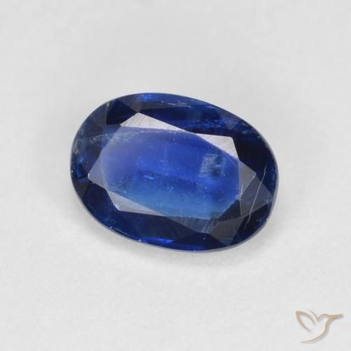 Disthène Bleu foncé naturelle ovale, 0.96 ct, VS-SI