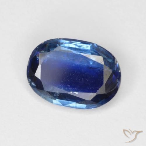 Disthène Bleu foncé naturelle Coupe ovale, 0.88 ct, VS-SI