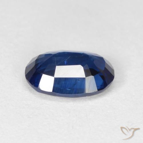 Disthène Bleu vif naturelle ovale, 1.04 ct, VS-SI