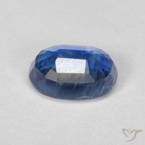 Disthène Bleu foncé naturelle ovale, 1.15 ct, VS-SI