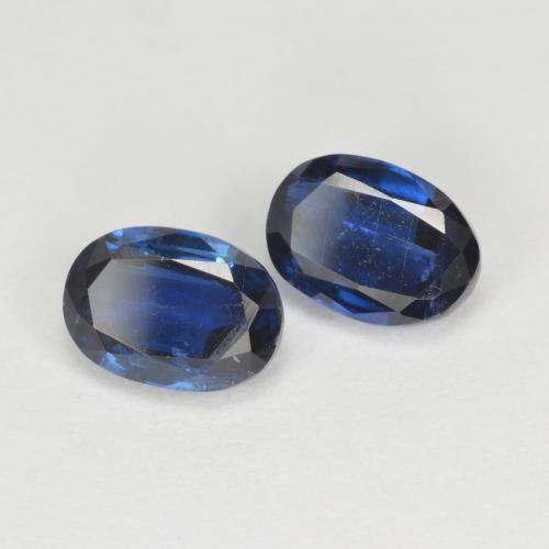 Achetez naturel 2.38ct Bleu crépuscule Disthène gems, Coupe ovale, En provenance Népal chez GemSelect. En stock, livraison internationale!