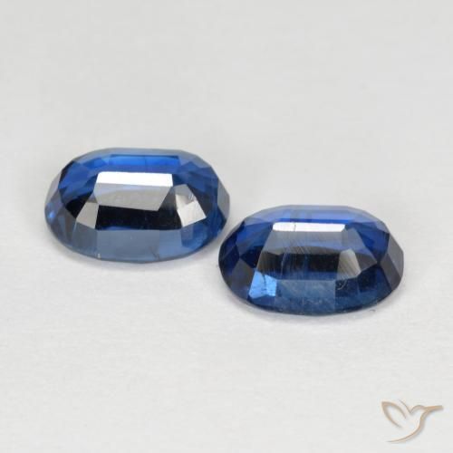 Shop natural 2.28ct Bleu marine Disthène gems, ovale, from Népal at GemSelect. In stock, global shipping!