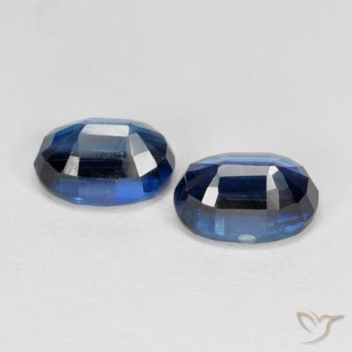 Shop natural 2.64ct Bleu marine Disthène gems, ovale, from Népal at GemSelect. In stock, global shipping!